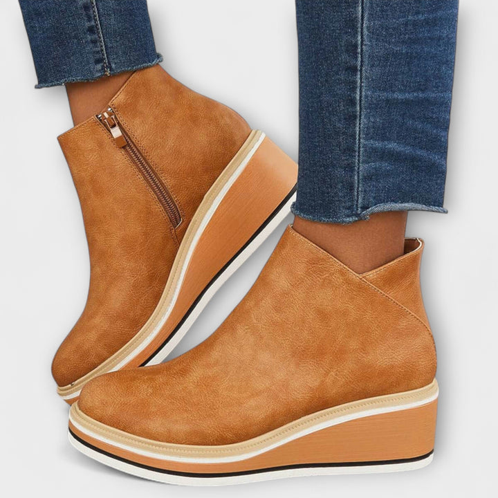 Maria - Botas Elegantes e Confortáveis