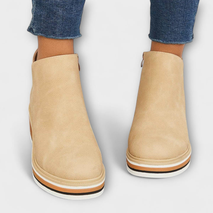 Maria - Botas Elegantes e Confortáveis