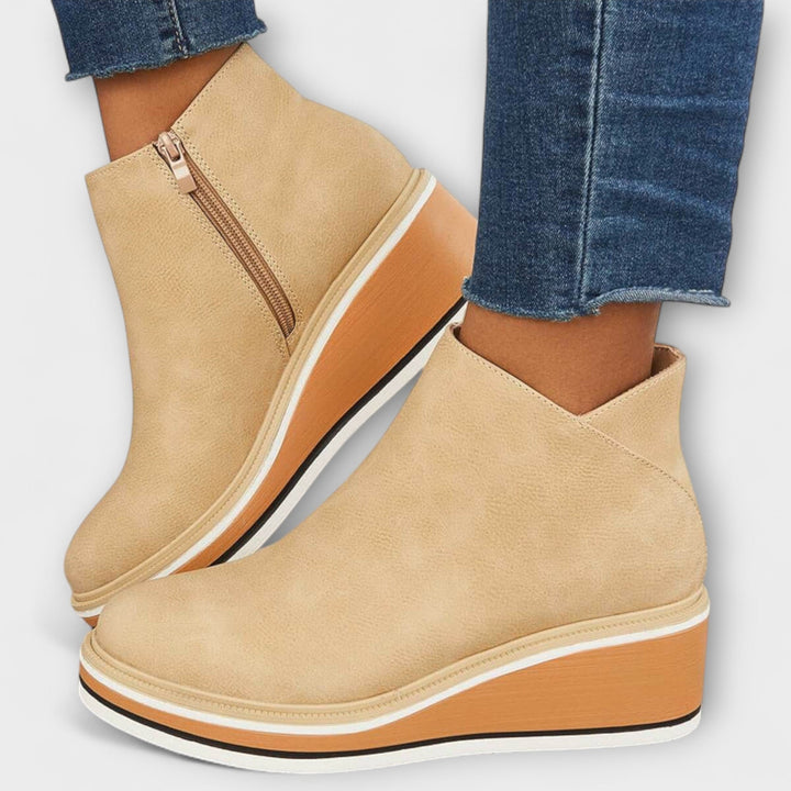 Maria - Botas Elegantes e Confortáveis