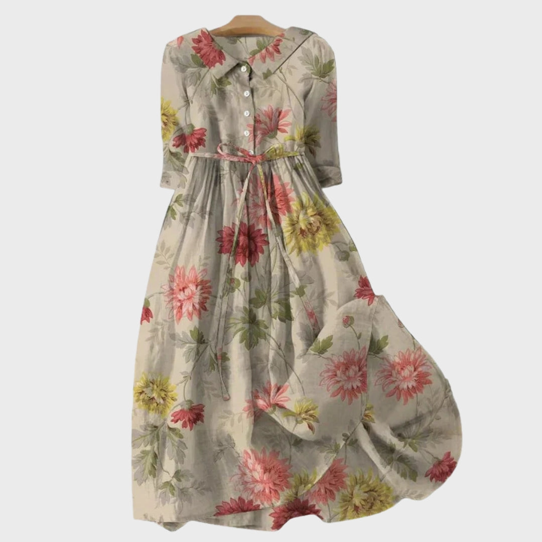 Vestido Retro com Buquê