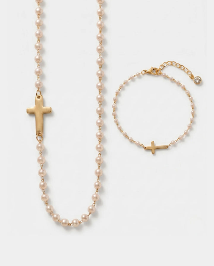 Conjunto com Cruz e Pérolas