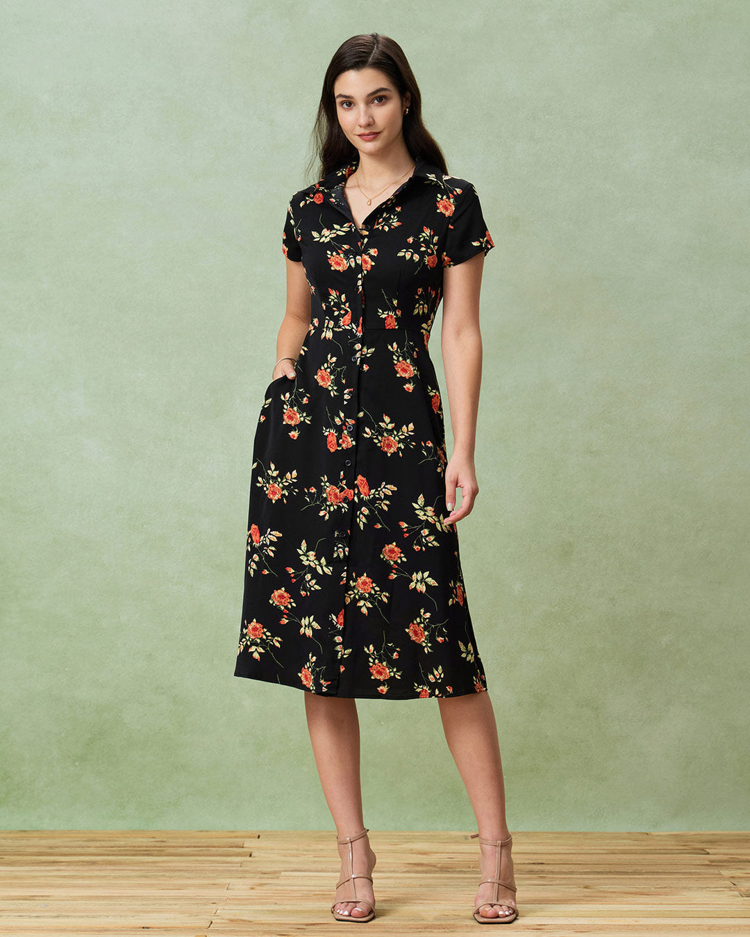 Glória - Vestido Midi Preto Floral