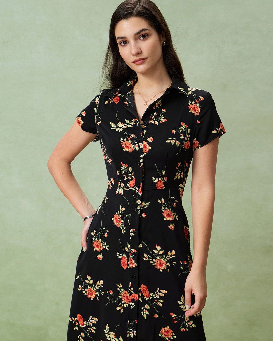 Glória - Vestido Midi Preto Floral