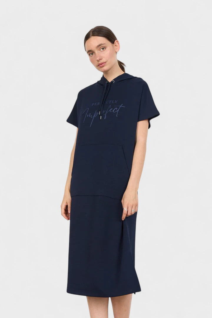 Sásquia - Vestido casual com capuz