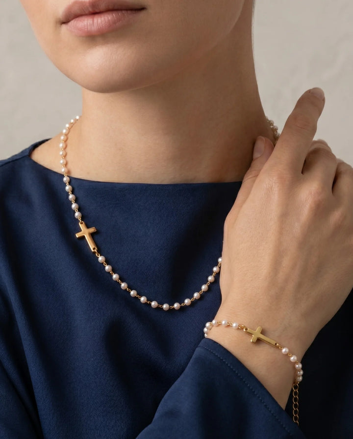 Conjunto com Cruz e Pérolas
