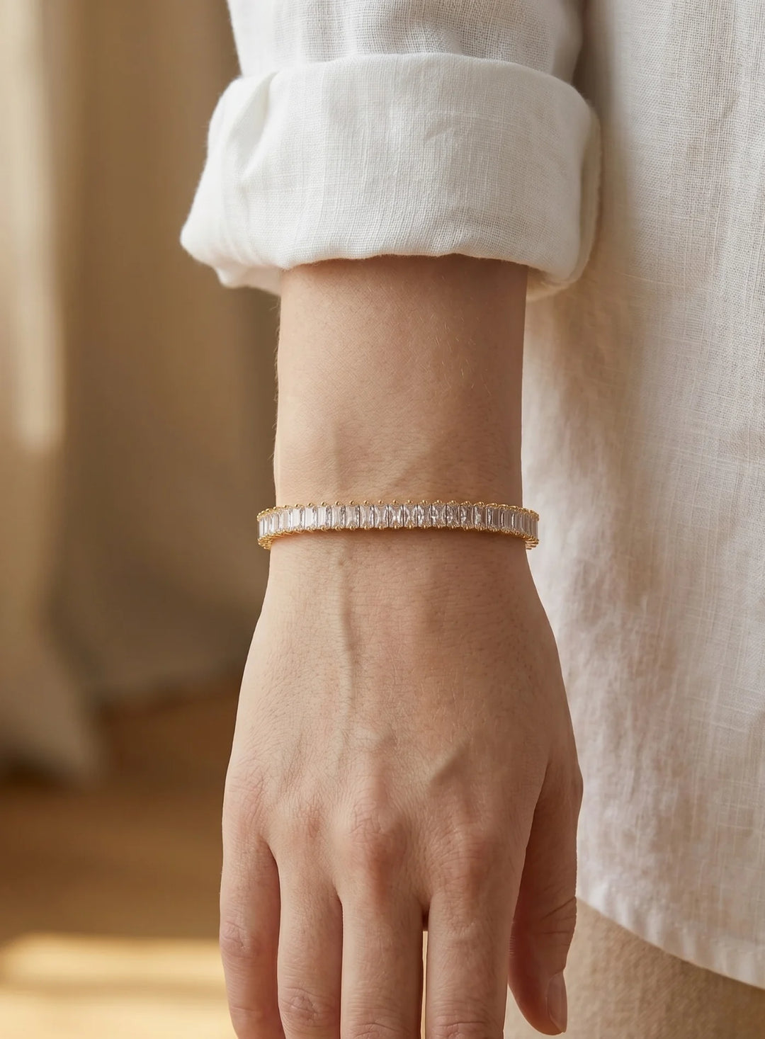 Pulseira Brilho Dourado com Cristais