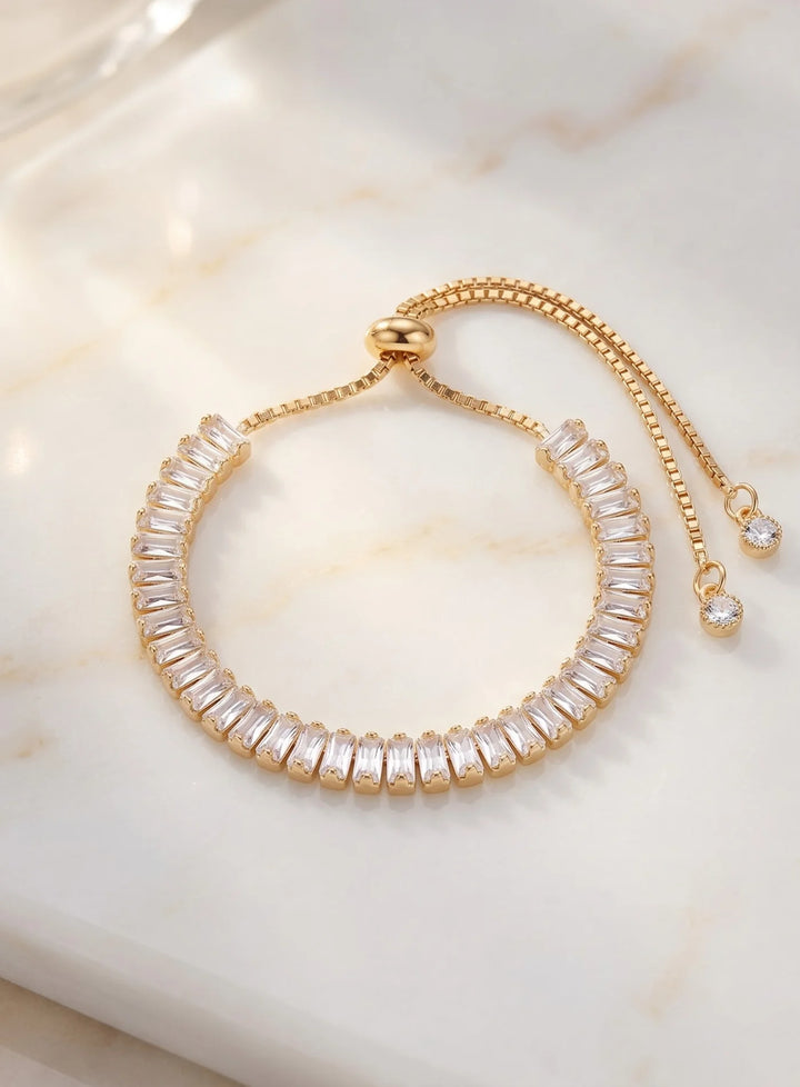 Pulseira Brilho Dourado com Cristais