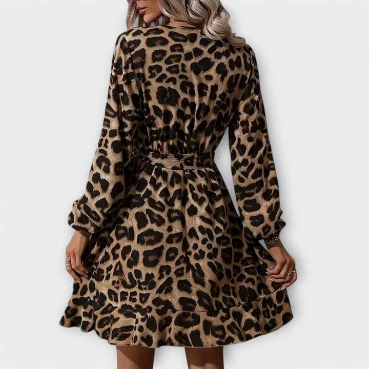 Vestido de leopardo com cinto