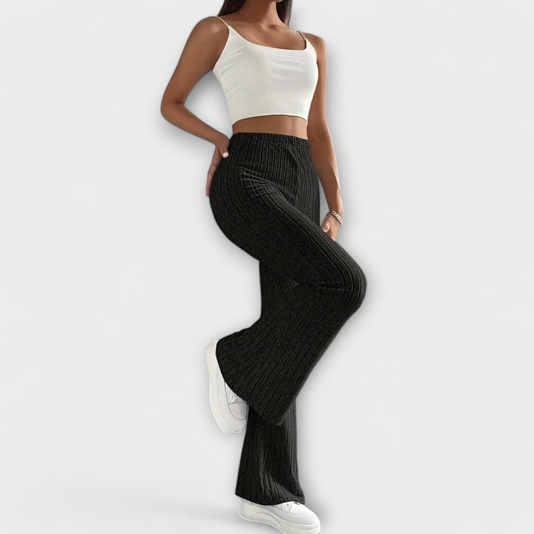 Jennifer - Calças largas com estilo