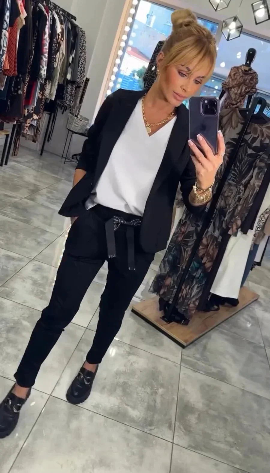 Adriana - Conjunto elegante
