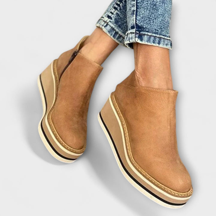 Maria - Botas Elegantes e Confortáveis