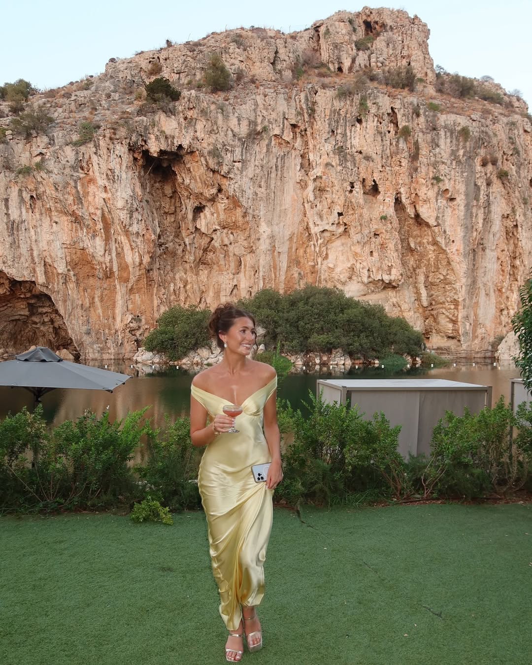Bárbara - Vestido Maxi em Cetim