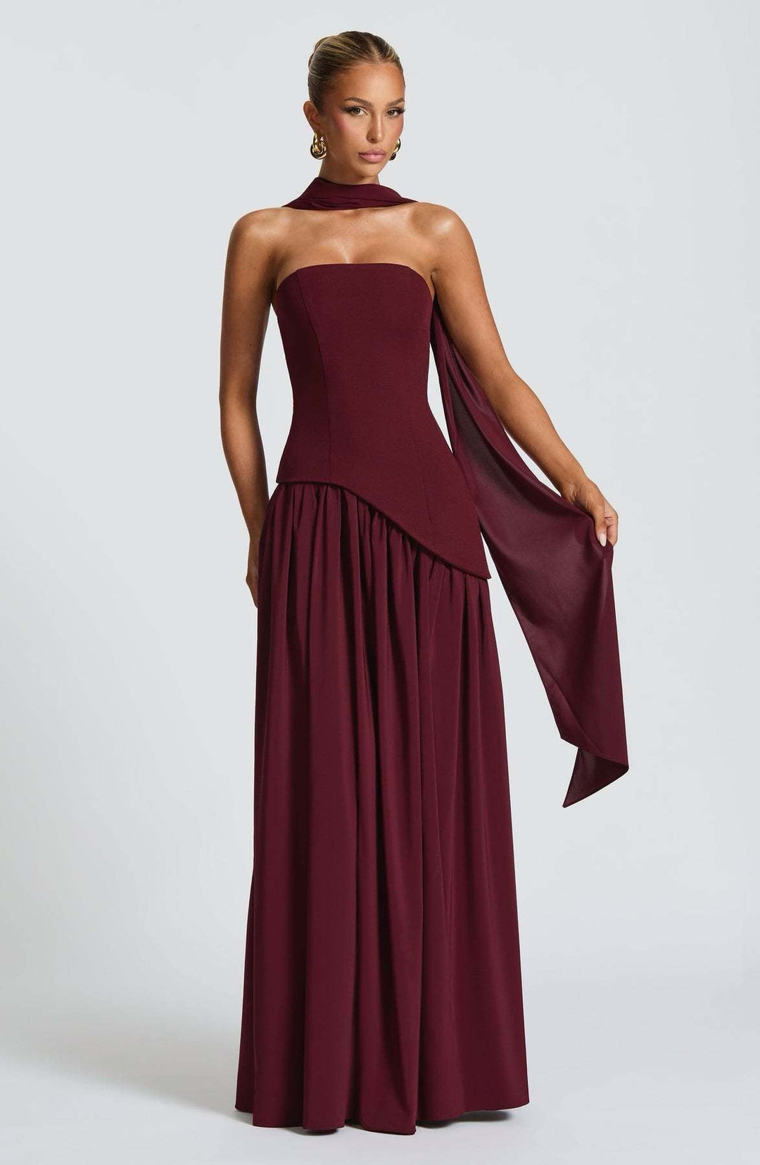 Beatriz - Vestido Longo Sofisticado
