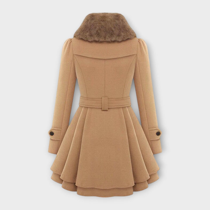 Ema - Casaco Elegante com Pele