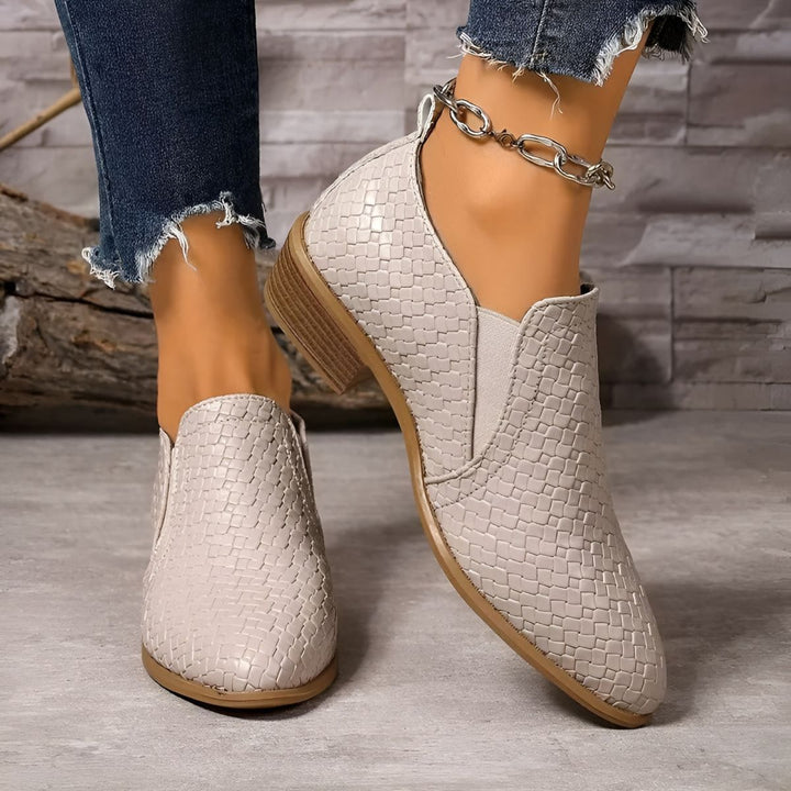 Alexia - Sapatos Oxford elegantes e confortáveis