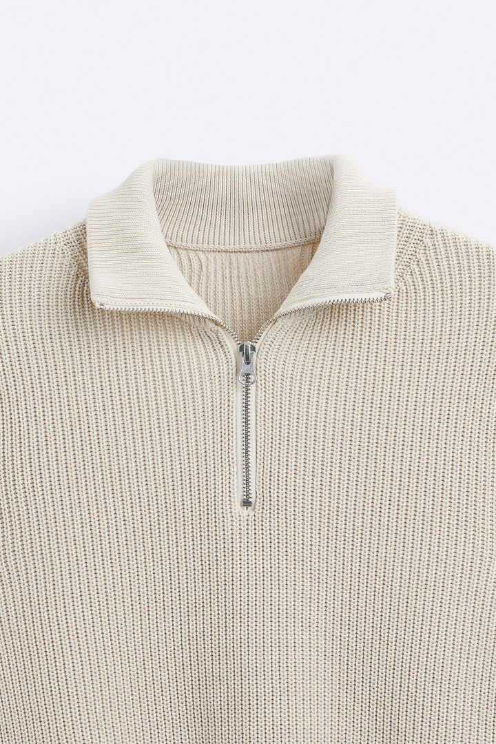 Sweater de Gola Alta com Zíper