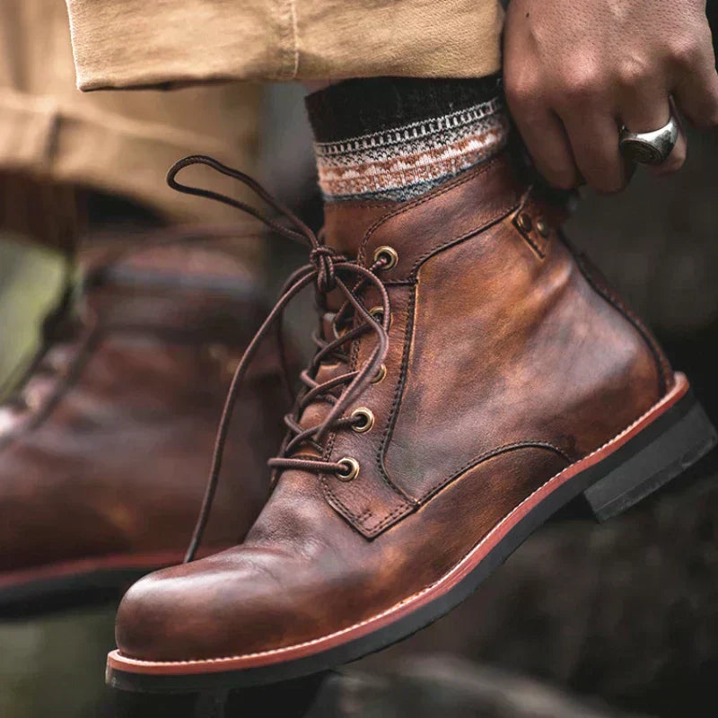 Caio - Botas Ponta Redonda Retro