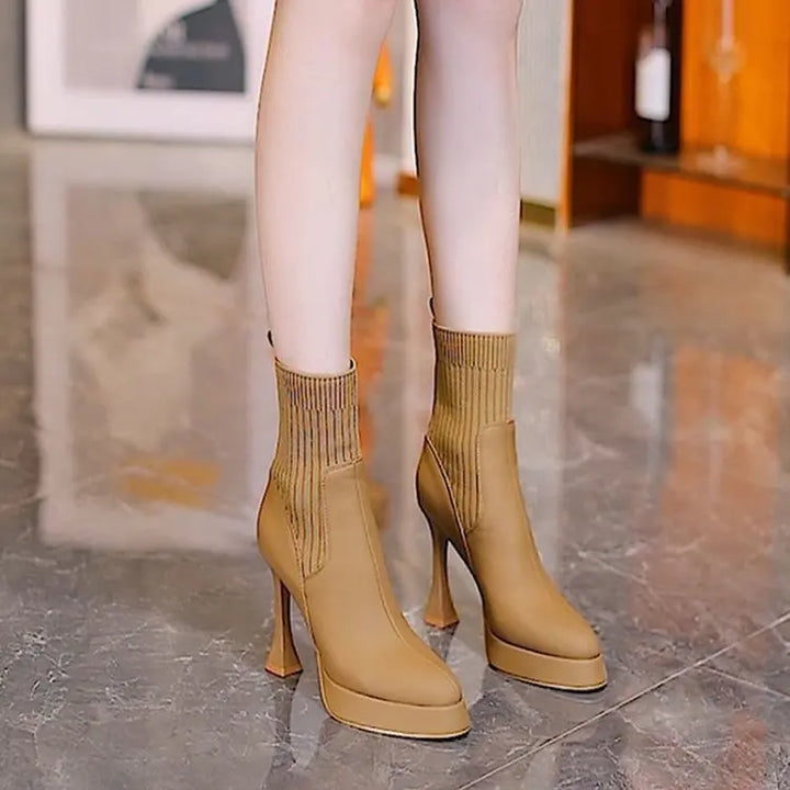 Eugénia - Botas com plataforma, Conforto e Elegância Feminina