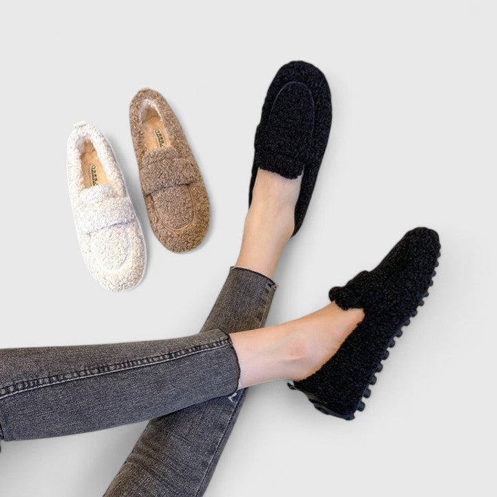 Solenne Slippers - Elegância em Casa com Conforto Aconchegante