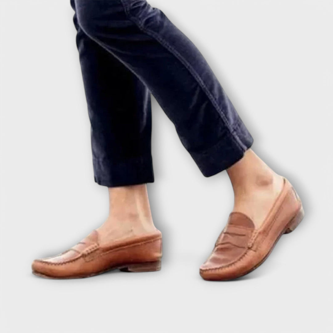 Lara - Mocassins clássicos para mulher