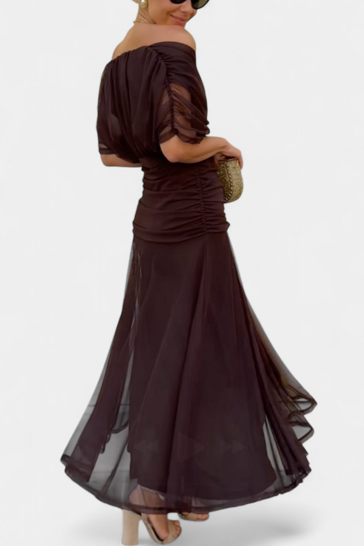 Luana - Vestido elegante com decote em V