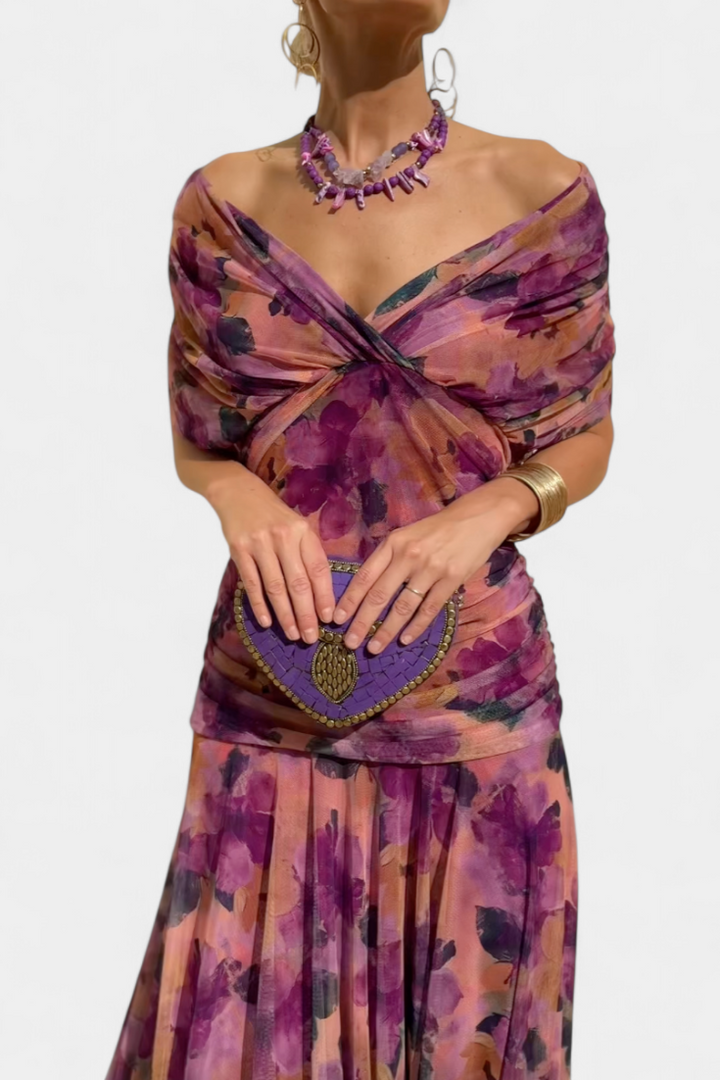 Luana - Vestido elegante com decote em V