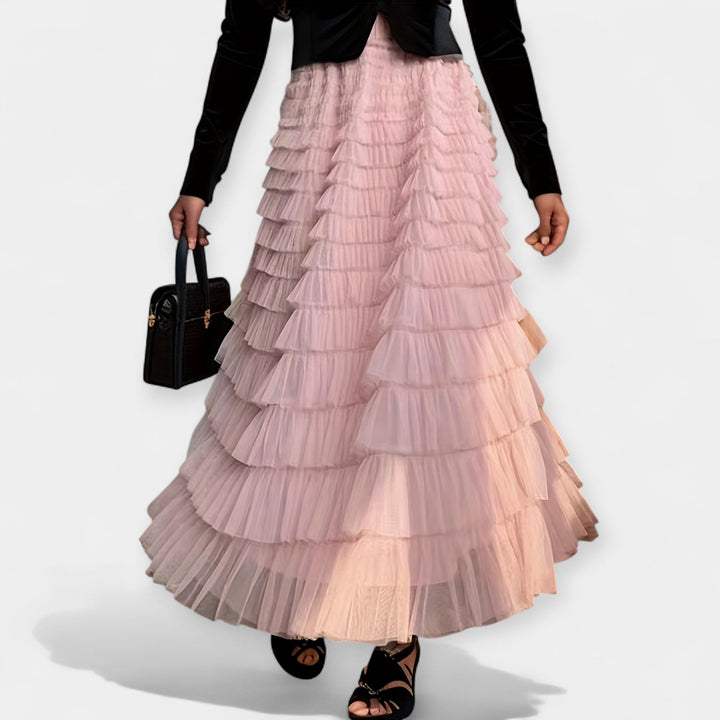 Saia Elegante com Detalhe de Tule