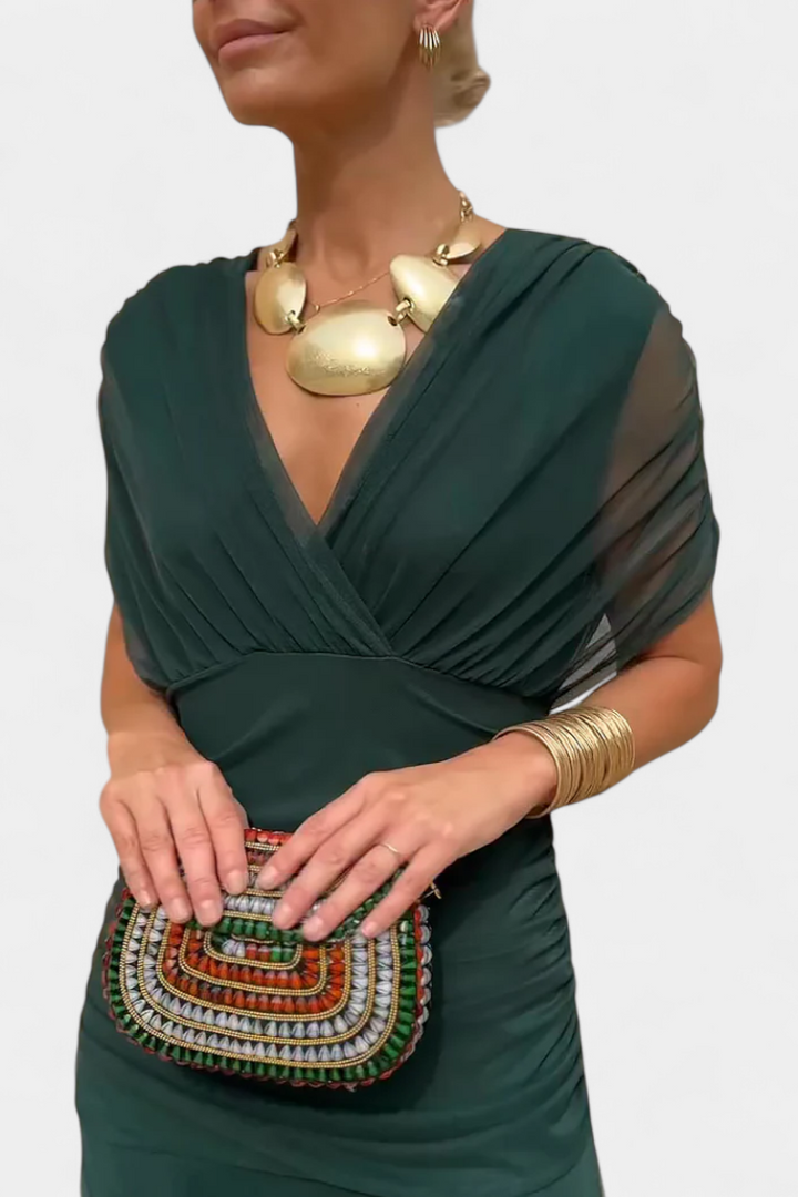 Luana - Vestido elegante com decote em V
