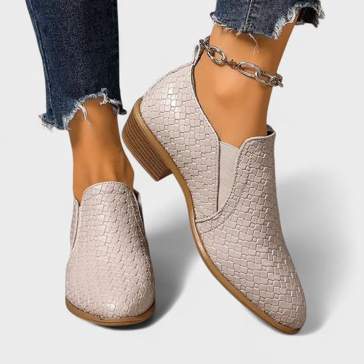 Tânia - Sapatos casuais elegantes