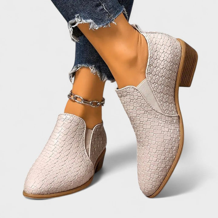 Tânia - Sapatos casuais elegantes