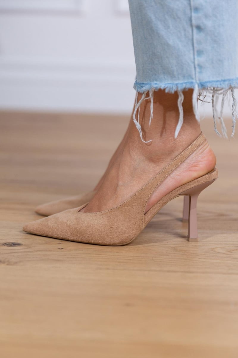 Marlena - Pumps slingback nude com um salto fino