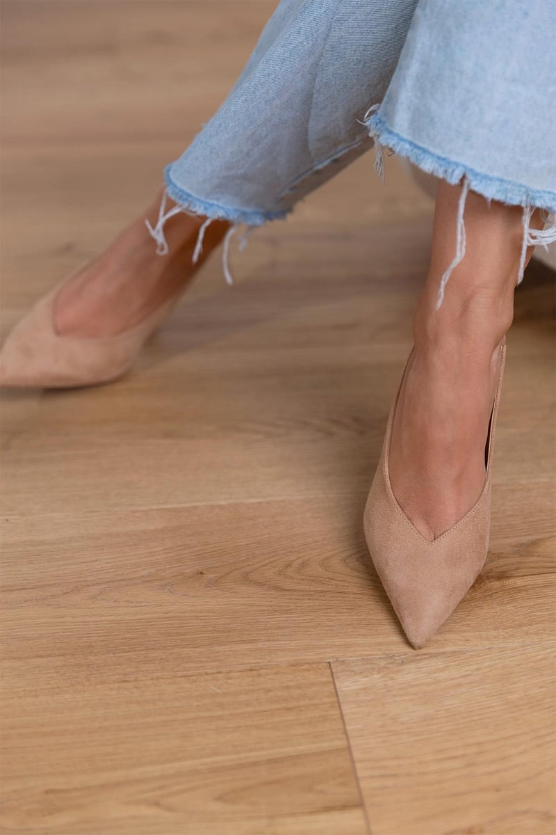Marlena - Pumps slingback nude com um salto fino